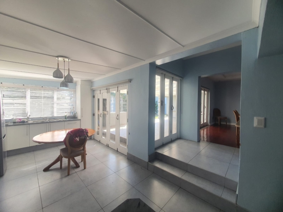 To Let 4 Bedroom Property for Rent in Nahoon Eastern Cape